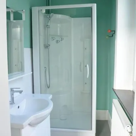 5 Pers, A 200 M De La De - Valentine Apartment